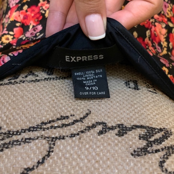 100% Silk Express Dress - Picture 5 of 8